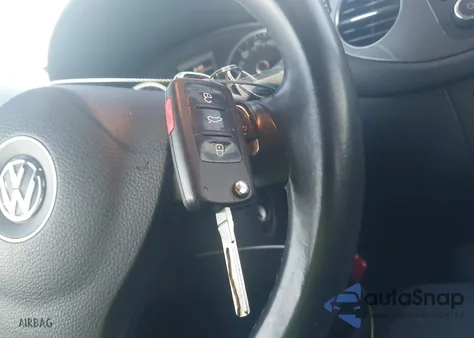 2014 Volkswagen Tiguan S из США, поврежденный, VIN WVGAV3AX4EW510547